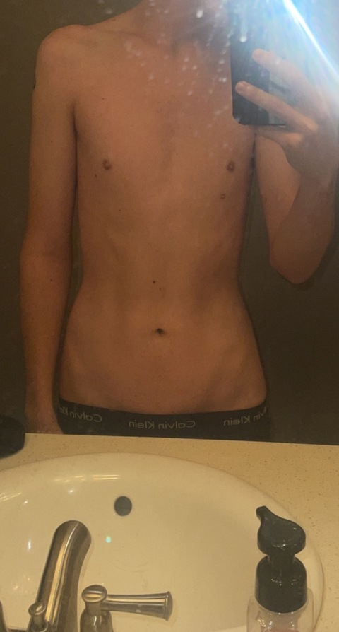 blakethomas19 onlyfans leaked picture 2