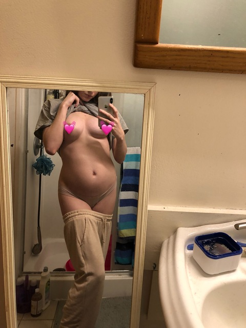 cheyfreaky onlyfans leaked picture 1