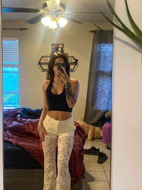 emma_lou24 onlyfans leaked picture 1