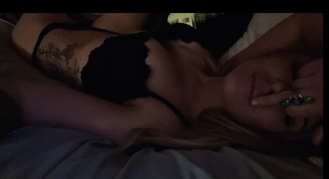 hopelessweathers onlyfans leaked picture 1