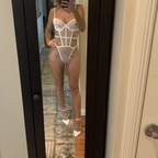 hotwifeholly069 onlyfans leaked picture 1