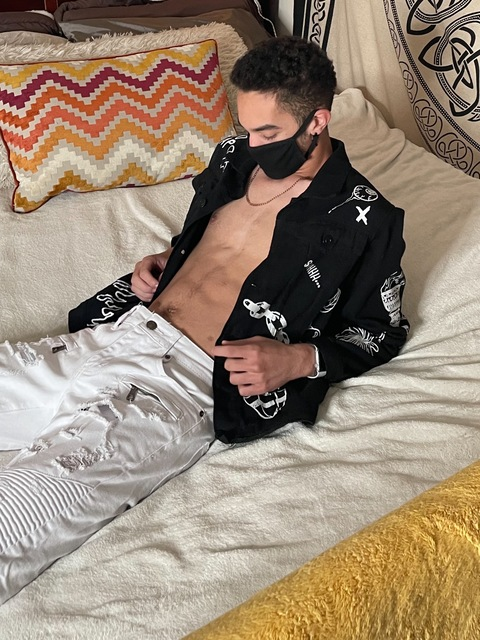 isaiahblades11 onlyfans leaked picture 1