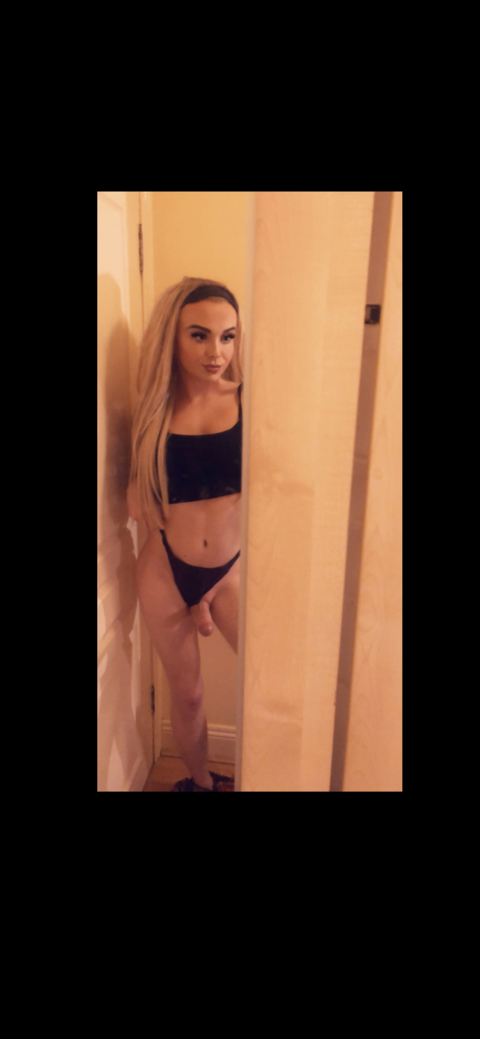 kayleeteenxx onlyfans leaked picture 1