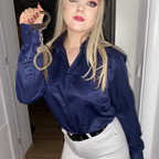 kinkynavlia onlyfans leaked picture 1