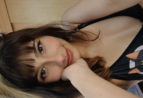 liah_moon onlyfans leaked picture 1