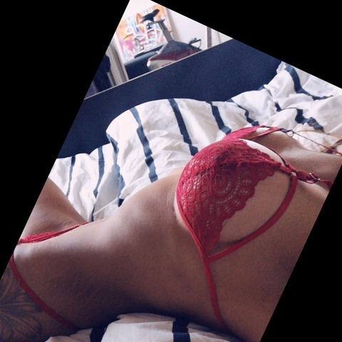 misslatina81 onlyfans leaked picture 1