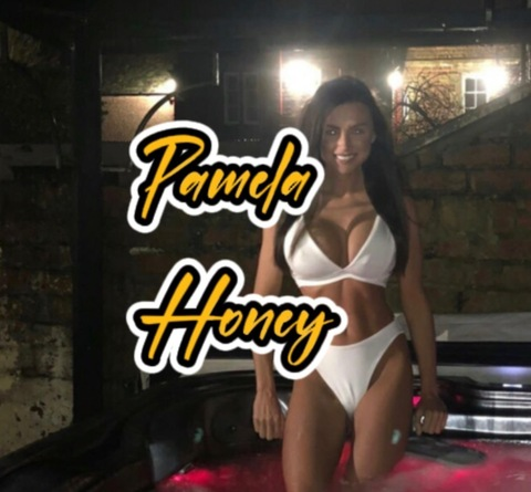 misspamelahoney onlyfans leaked picture 2