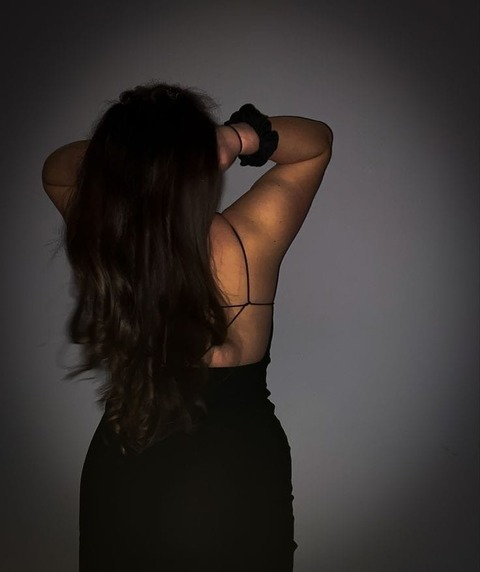 paralelos23 onlyfans leaked picture 2