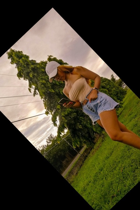 queenjohanis onlyfans leaked picture 1