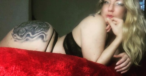 trixyblacc onlyfans leaked picture 1