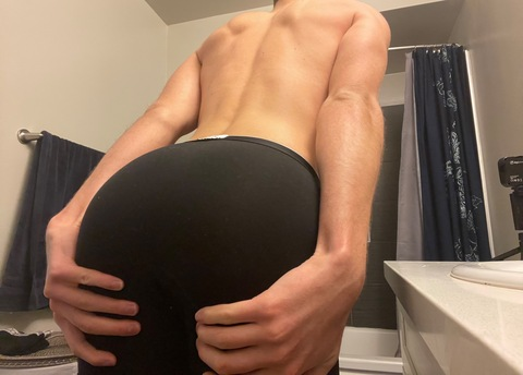 twunkboyyy onlyfans leaked picture 1